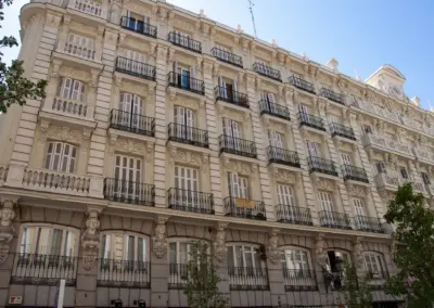 Edificio en la calle Arenal, Madrid